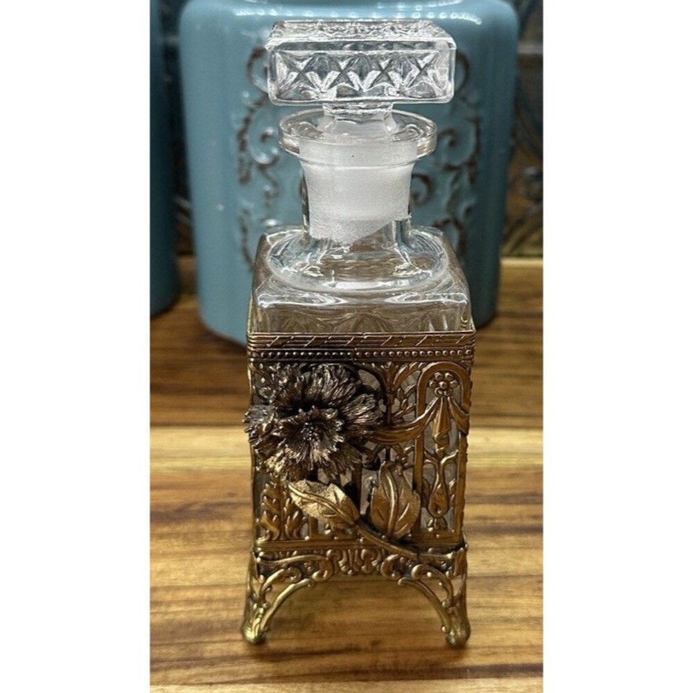 Vintage Gold Tone Ormolu Perfume Bottles & Jewelry Casket Set – Filigree - Picture 2 of 16